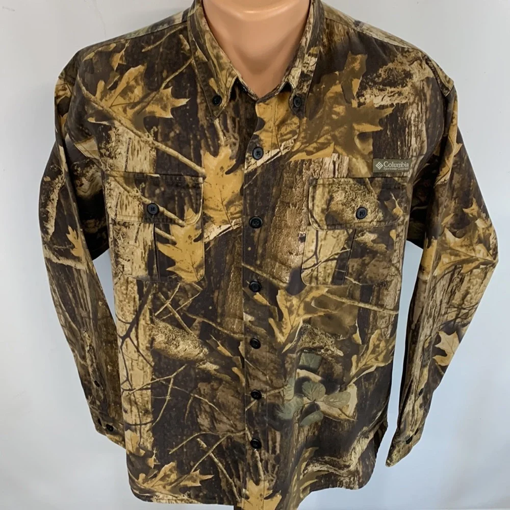Columbia long sleeve button down collar camo shirt. M - Picture 3 of 7